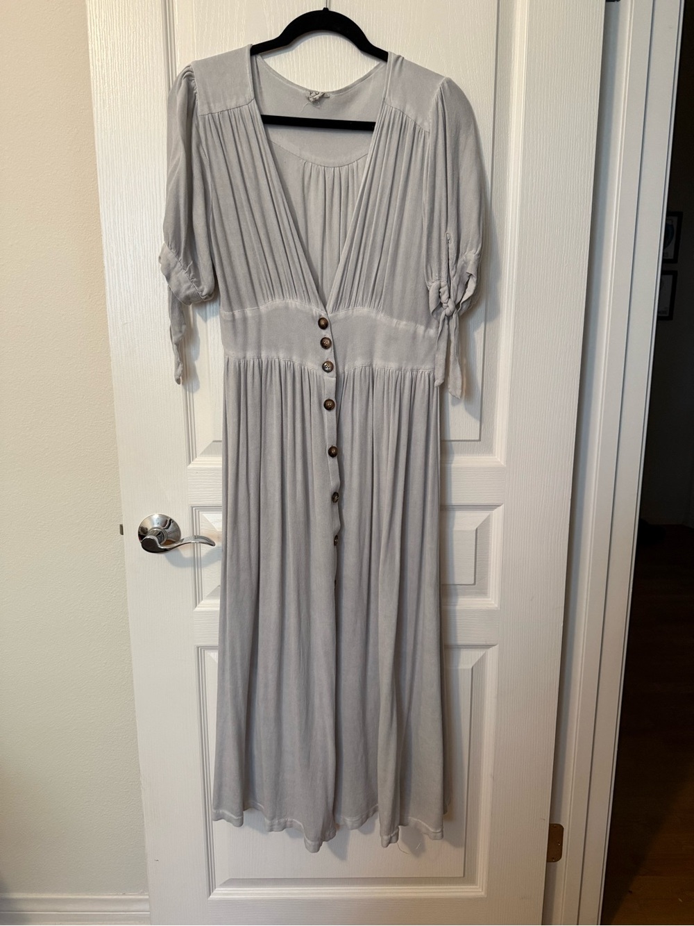 POL Light Gray Button-Front Maxi Dress with Tie Sleeves